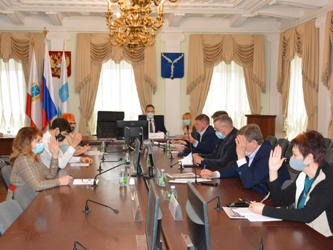 Депутаты обсудили информацию о реализации на территории Саратова социально значимых мероприятий